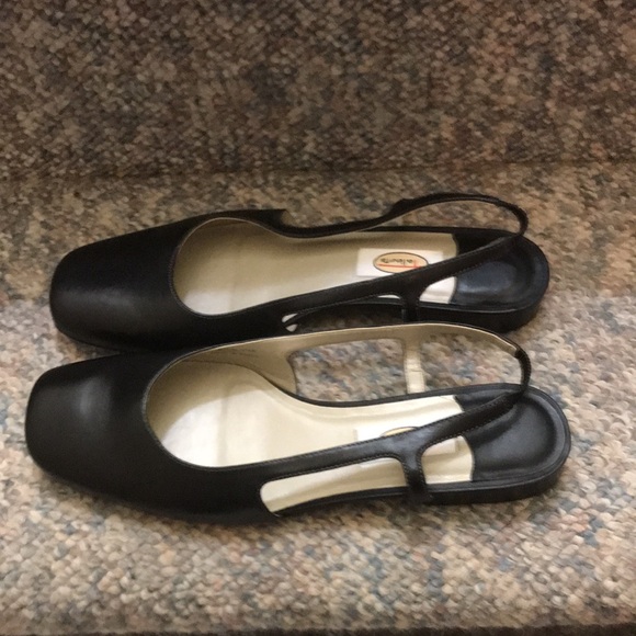 Talbots black sling back shoe 7.5 new - Picture 3 of 6